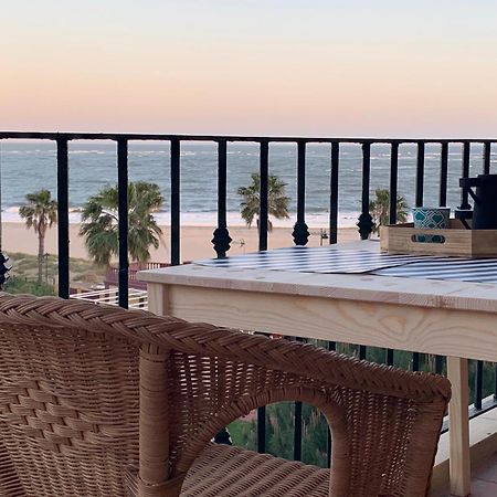 Mirando Al Mar. Primera Linea De Playa Исла Канела Екстериор снимка