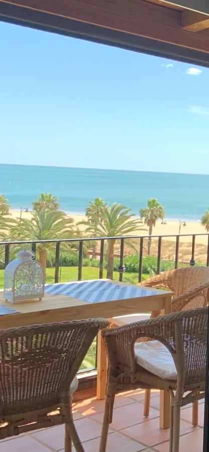 Mirando Al Mar. Primera Linea De Playa Исла Канела Екстериор снимка